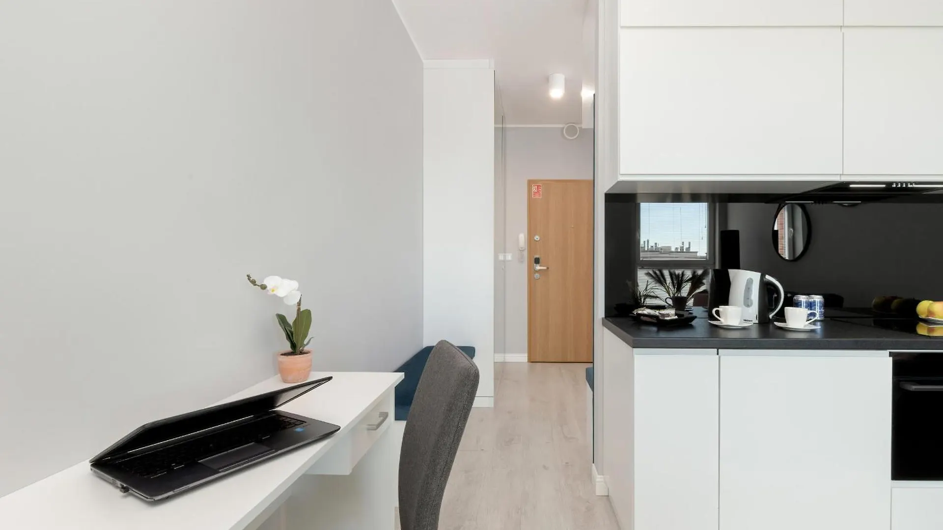 Lägenhet Bastion Walowa Studio With Parking Gdansk By Renters Prestige